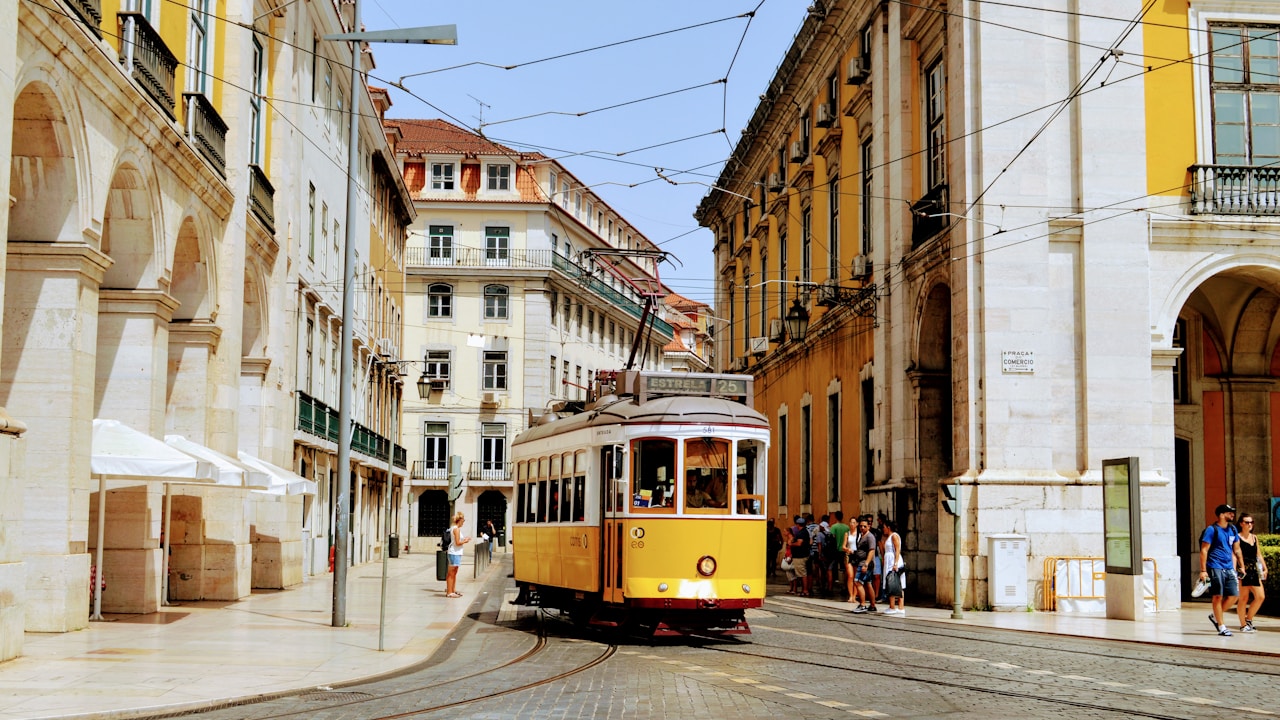 Vista panorâmica de Lisboa com o rio Tejo, Portugal