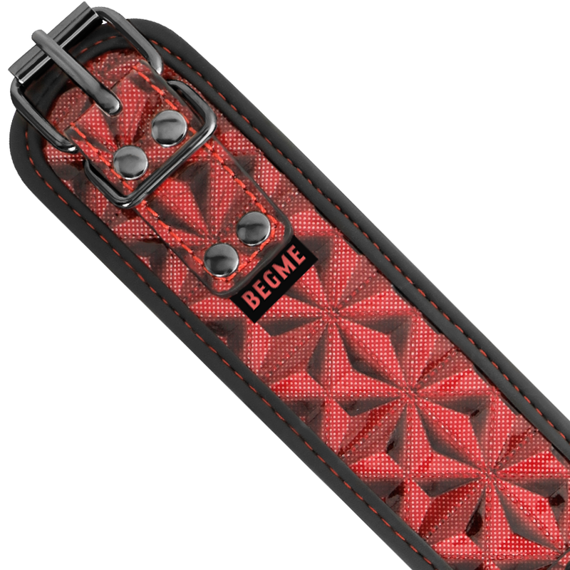Begme - Colar Edio Vermelha Com Braadeiras Com Forro De Neoprene