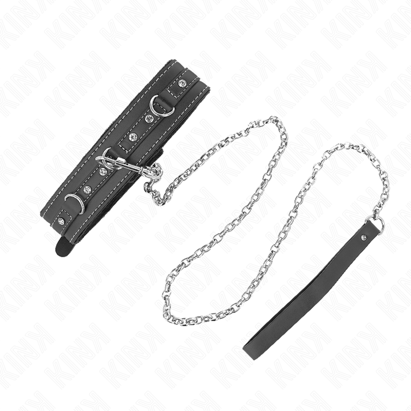 KINK - COLAR COM TRELA 105 CM EM PELE DE PVC COM REBITES E BRILHANTES IMITAÇÃO 41.5 X 4 CM
