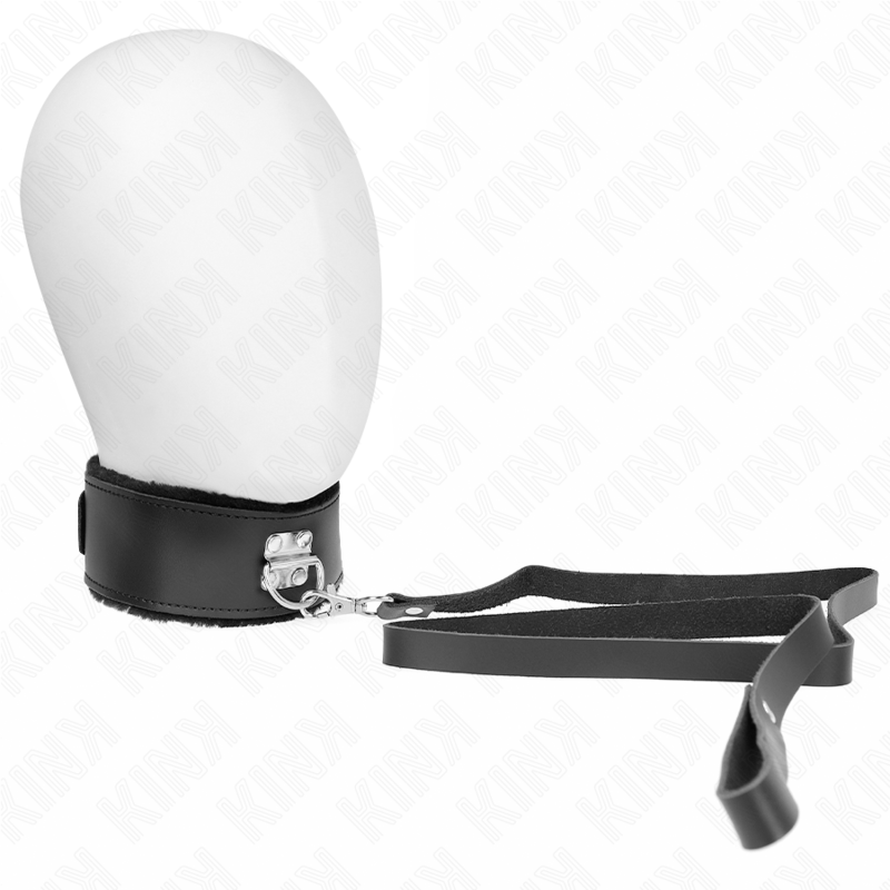 KINK - COLAR COM TRELA 116 CM EM PELE PRETA AJUSTÁVEL 40-48 CM X 6 CM