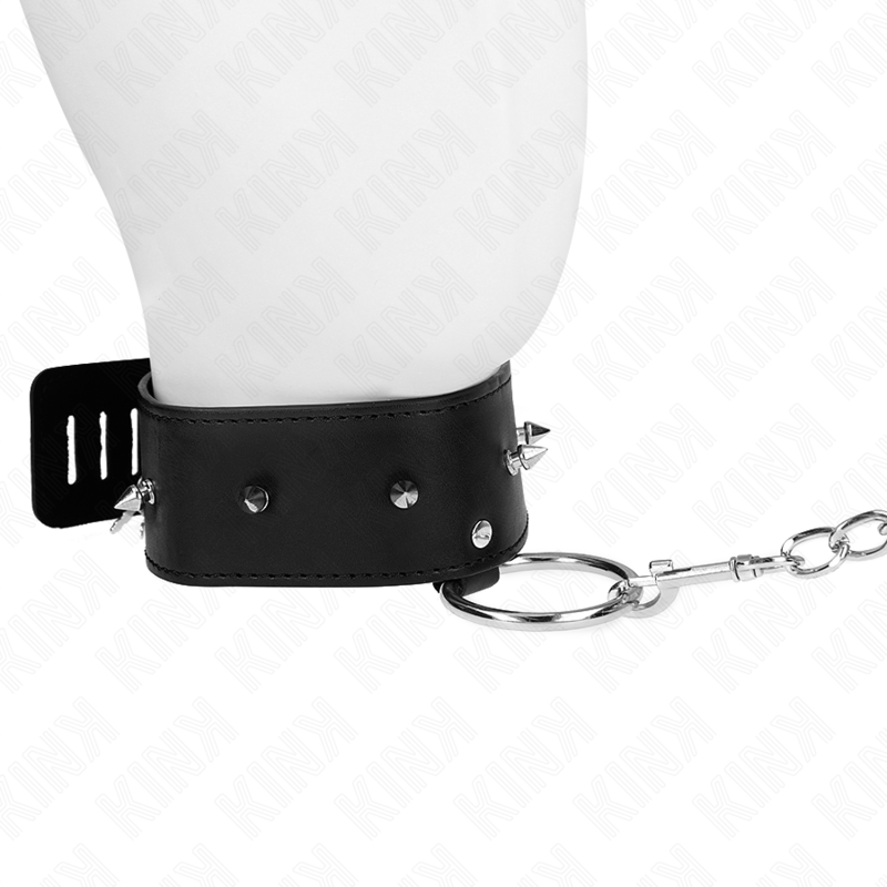 KINK - COLAR COM TRELA 65 CM COM TACHAS PRATEADAS MODELO 2 AJUSTÁVEL 36-43 CM X 5 CM