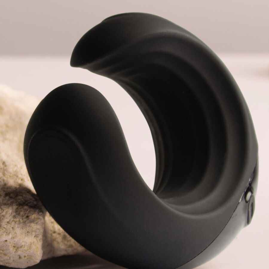 ROCKS-OFF - ECHO BLACK VIBRADOR MASTURBADOR