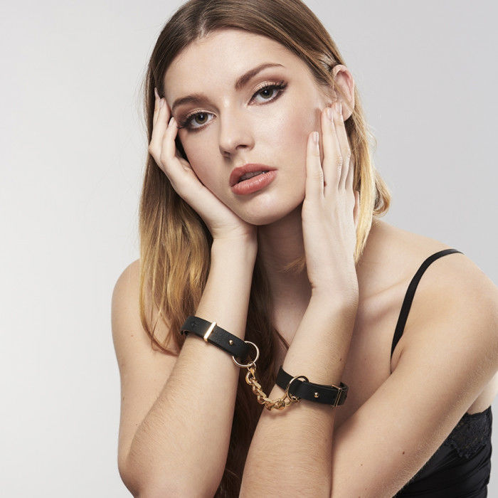BIJOUX - INDISCRETS MAZE ALGEMAS PULSEIRAS PRETO - Sex Shop Sexy